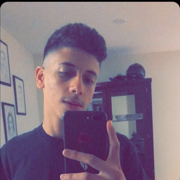 Meet your Posher, Moustafa - Picture 1 of 1